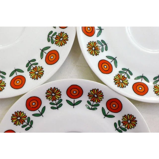 Green Porcelain Coffee Cups and Saucers, 1970s, Set of 6 For Sale - Image 8 of 10