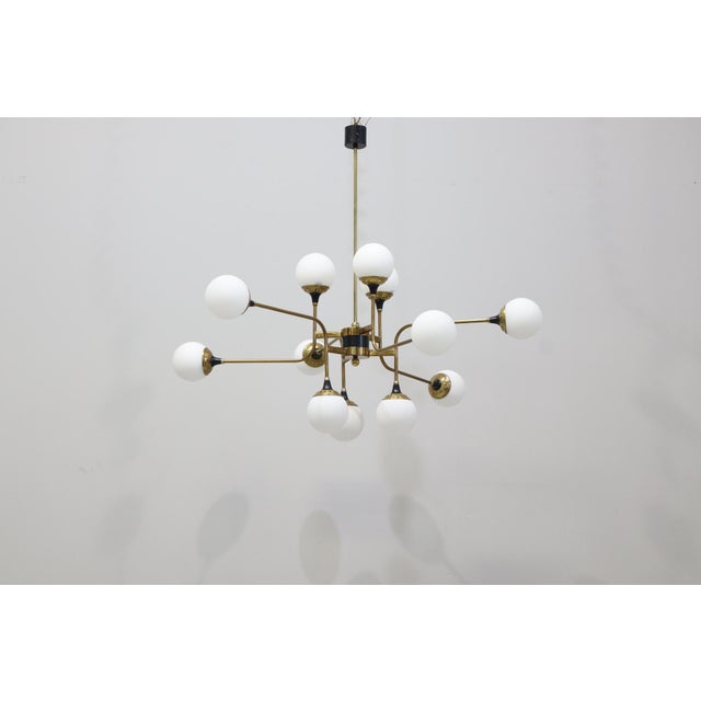 Chandelier with 18 Lights in Brass and Opal Glass by Stilnovo, Italy, 1959 For Sale - Image 8 of 15