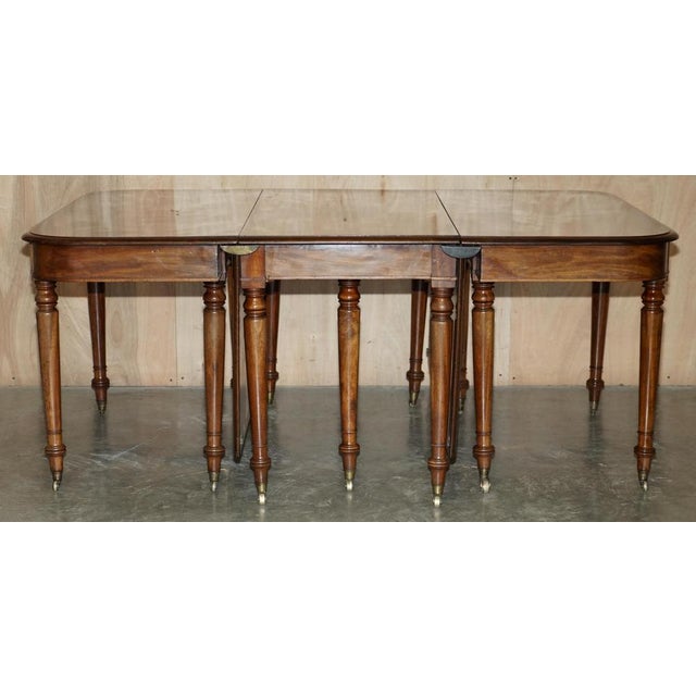 Antique George III Flamed Hardwood Fully Extending Dining Table, 1820 For Sale - Image 3 of 18