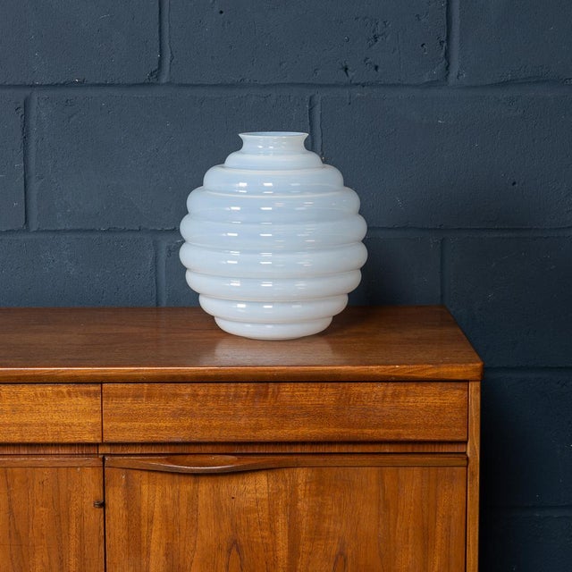 Vintage Murano Art Glass Vase in Opalescent White from Venini, 2015 For Sale - Image 10 of 11