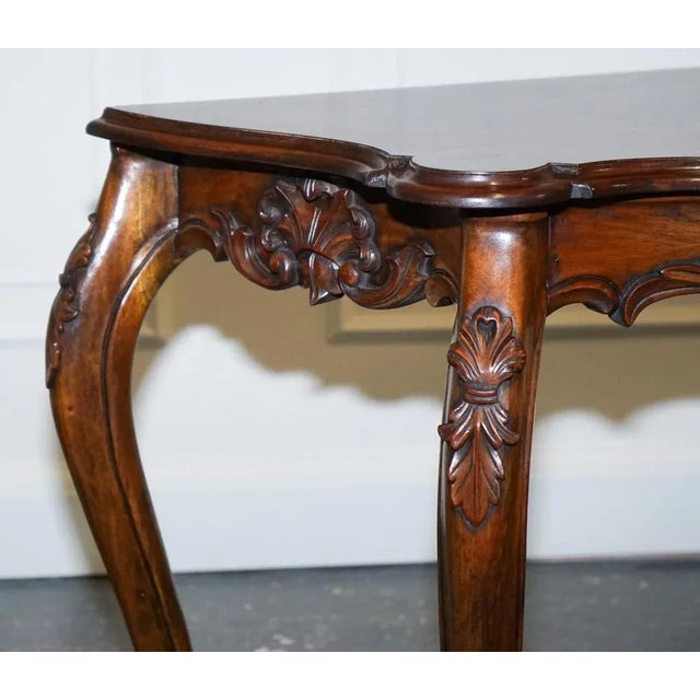 French Carved Hallway Console Table with Cabriole Legs, Late 19th Century For Sale - Image 6 of 18