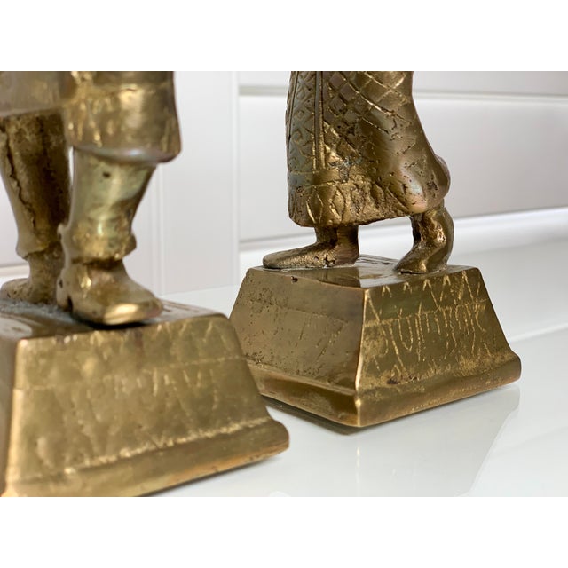 1960s Pair of Vintage Brass Thai Dancer Statues – Male & Female, Southeast Asian For Sale - Image 5 of 5