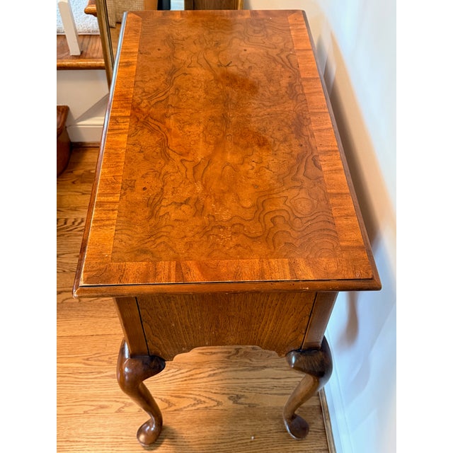 Wood Hekman Queen Anne Lowboy For Sale - Image 7 of 10