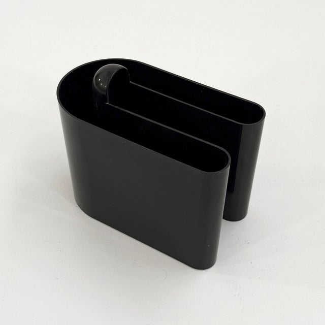 Black Space Age Black Magazine Rack by Rodolfo Bonetto for Bilumen, 1970s For Sale - Image 8 of 8