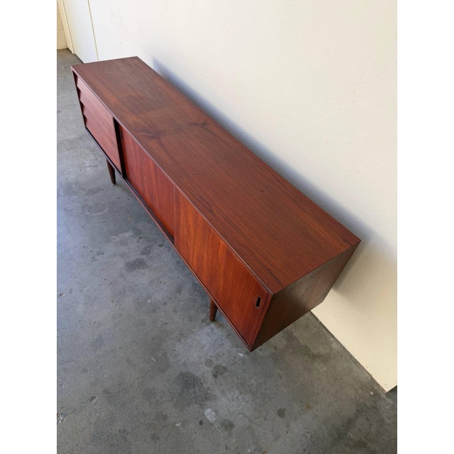 Bramin Møbler Danish Teak Sideboard by Bramin - Mid Century Modern Low Long Credenza 1960s For Sale - Image 4 of 10
