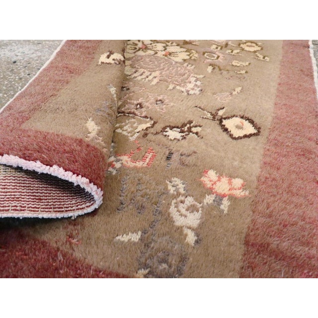 Galerie Shabab Collection Mid-20th Century Turkish Anatolian Throw Rug For Sale In New York - Image 6 of 6