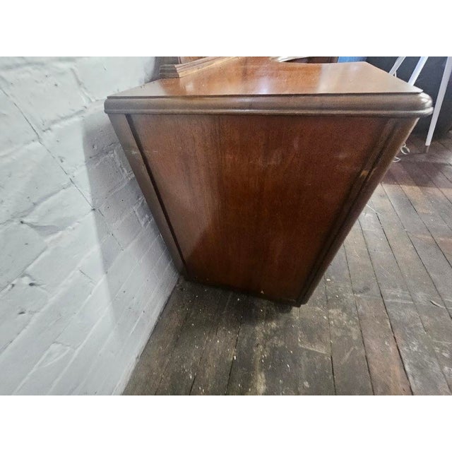 Brass 1930s Art Deco Waterfall Burl Wood Vanity With Circular Mirror For Sale - Image 8 of 12