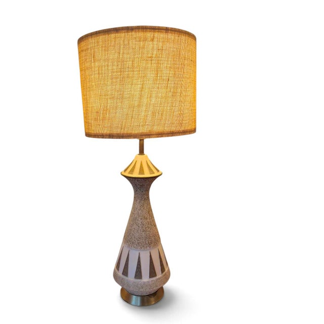 Cream 1960s Mid-Century Modern Chalkware Table Lamps by Fine Arts in Plaster - a Pair For Sale - Image 8 of 12