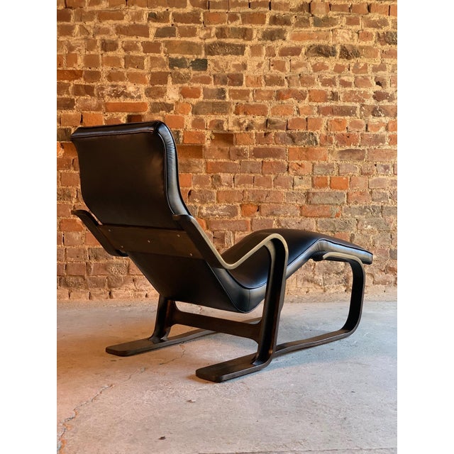 Marcel Breuer Long Chair Chaise Lounge by Isokon, circa 1970 Bauhaus Midcentury Chairish