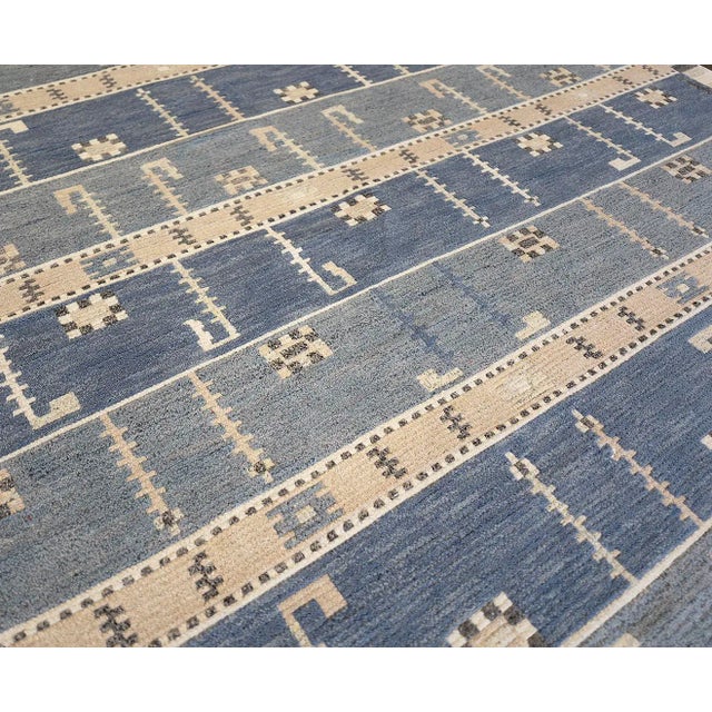 Mid-Century Modern Hand-Woven Swedish Style Wool Rug For Sale - Image 3 of 5