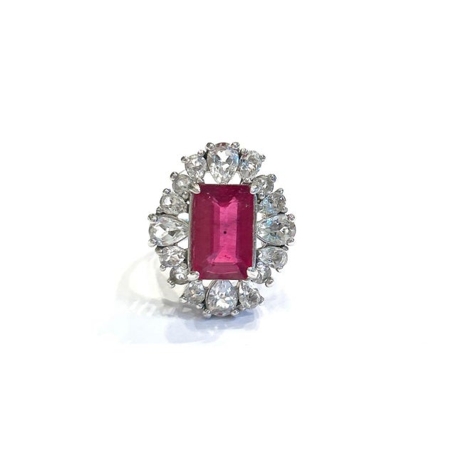 Early 21st Century Bochic "Orient" Emerald Cut Ruby & White Topaz Ring Set In 18K Gold & Silver For Sale - Image 5 of 18