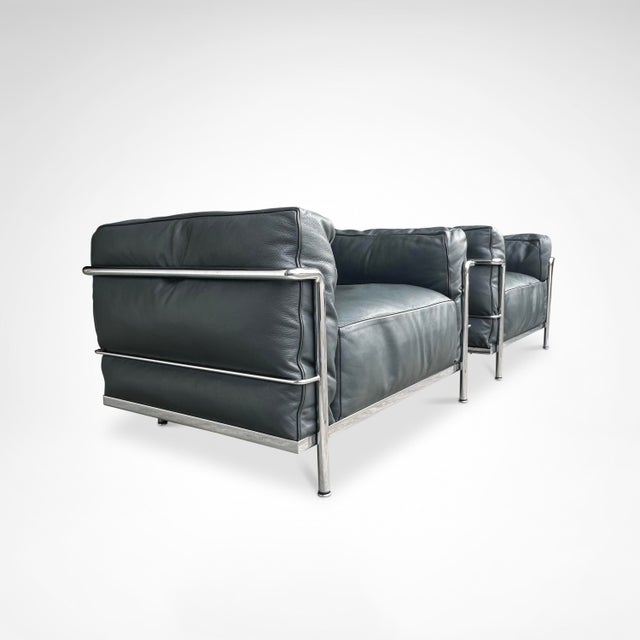 LC3 Down Cushions Y Leather Armchairs by Le Corbusier for Cassina, 1990s, Set of 2 For Sale - Image 10 of 11