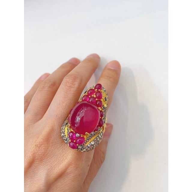 Ruby Red Bochic "Orient" Vintage Ruby & White Topaz Cocktail Ring - 18K Gold & Silver For Sale - Image 8 of 18