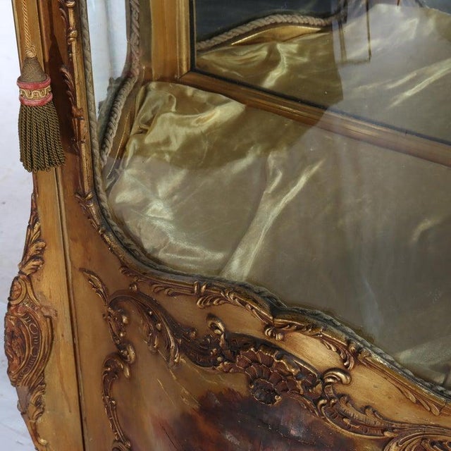 Carved Giltwood Bombay Serpentine Vitrine With Verdis Martin Panels C1890 For Sale - Image 6 of 17