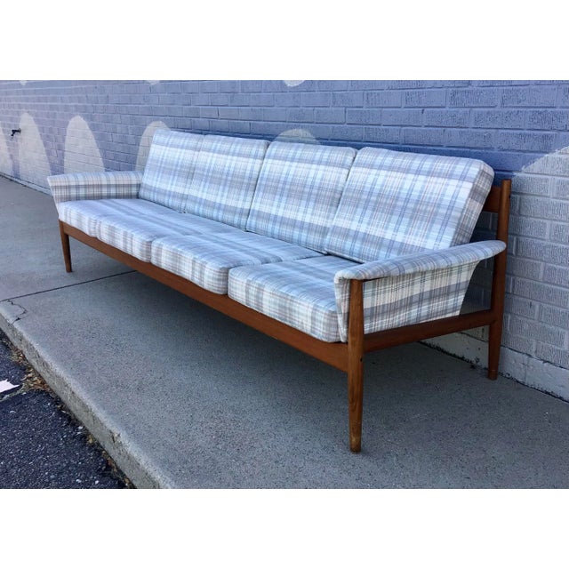 Mid-Century Modern Mid 20th Century Grete Jalk for France & Sons 4 Seater Danish Modern Sofa For Sale - Image 3 of 12