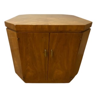 Mid 20th Century Rare Find Drexel Walnut End Table For Sale