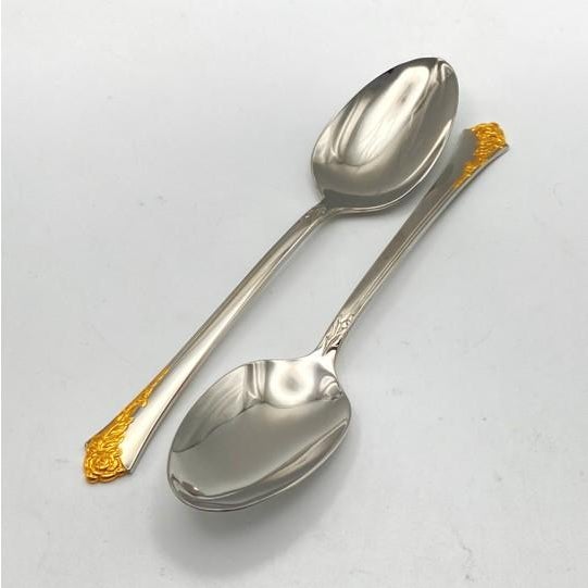 Late 20th Century Oneida Cube “Golden Damask Rose” Stainless Flatware 50 Pieces (Service for 9 With Hostess Pieces and Storage Chest) For Sale - Image 11 of 18
