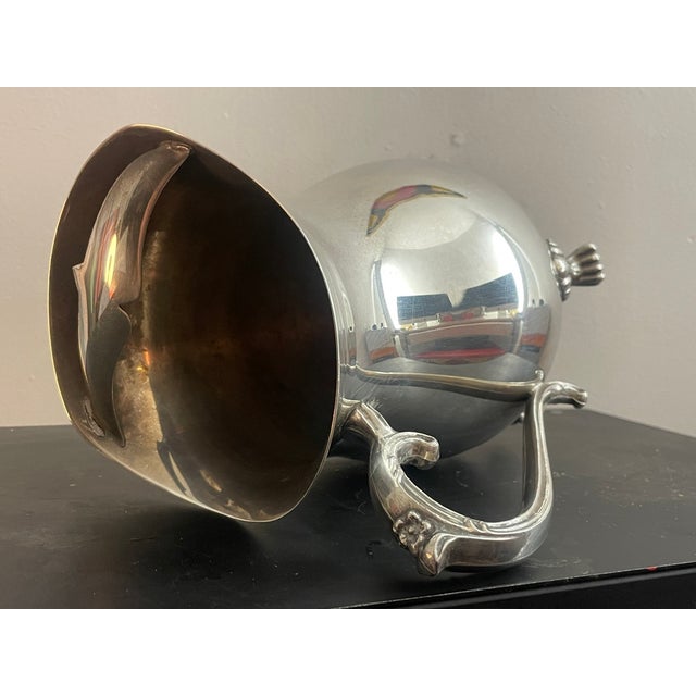 Vintage Leonard Silver-Plated Water Pitcher With Ice Guard & Shell Feet For Sale In Atlanta - Image 6 of 8