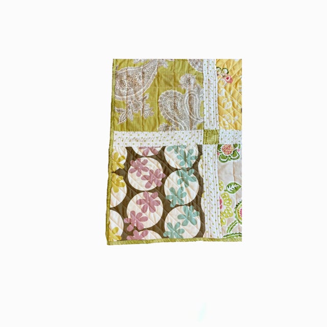 Vintage Piedmont Quilters Guild Garden Patchwork Quilt | Cottage Summer Throw For Sale - Image 4 of 7