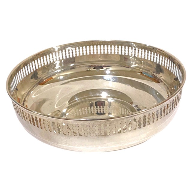 Mid 20th Century Vintage Italian Greggio .800 Silver Pierced Gallery Centerpiece Bowl Not Sterling For Sale - Image 5 of 11