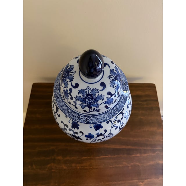 Late 20th Century Late 20th Century Chinoiserie Large Blue and White Porcelain Ginger Jar For Sale - Image 5 of 8