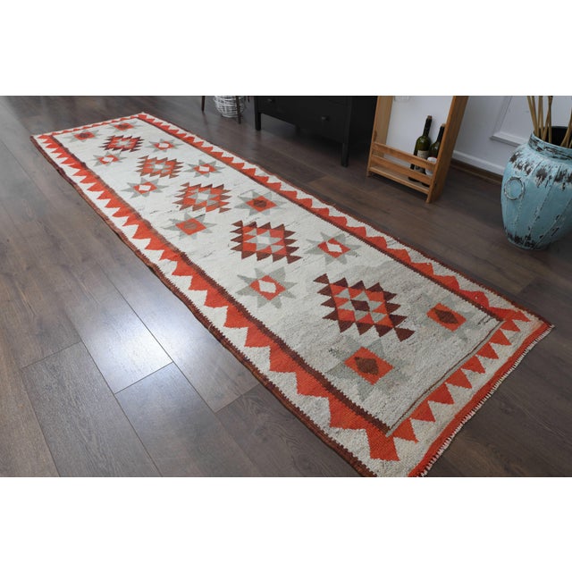 1970s Vintage Handmade Wool Cotton Beige Orange Runner Rug For Sale In San Francisco - Image 6 of 11