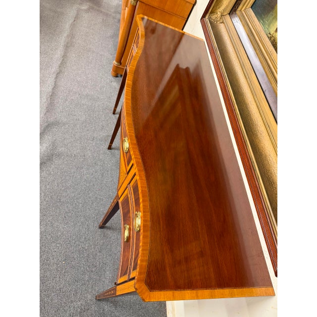 Late 20th Century Hepplewhite Style Mahogany Console Sideboard With Satinwood Inlay, Circa 1990 For Sale - Image 4 of 12