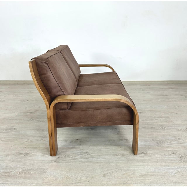 Mid-Century Modern Walter Knoll Two-Seater Sofa For Sale - Image 3 of 9