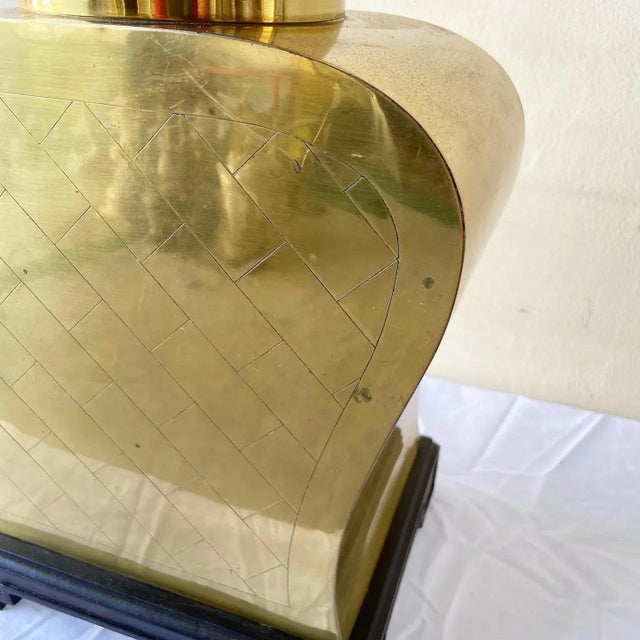 Vintage Regency Golden Table Lamp For Sale In Miami - Image 6 of 11