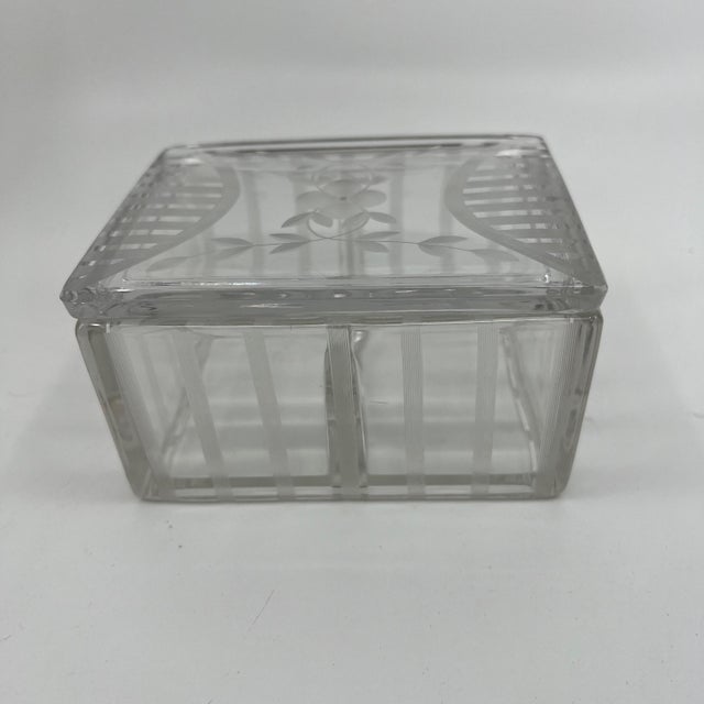 1940s 1940s Vintage, American Brilliant Period Glass Vanity Box For Sale - Image 5 of 12