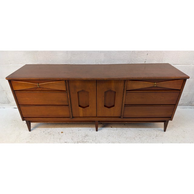 Mid-Century Modern Vintage Bassett "Danique" Nine-Drawer Lowboy Dresser For Sale - Image 3 of 15