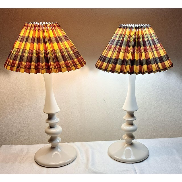 Wood Vintage Table Lamps with Cream-White Lacquered Turned Beechwood Base and Folded Fabric Shade, 1980s, Set of 2 For Sale - Image 7 of 7