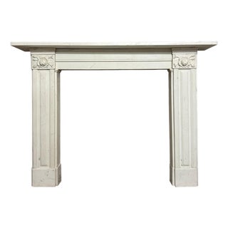 Antique English Regency Statuary Fireplace Mantel in White Marble, 1830 For Sale