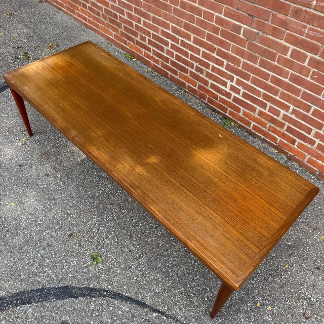 Johannes Andersen Mid 20th Century Attributed to Johannes Andersen Teak Danish Modern Coffee Table With Pull-Out Laminate Shelf For Sale - Image 4 of 11
