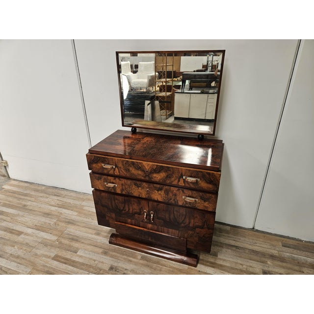 Art Deco Walnut Burl Sideboard with Mirror, 1940, in Very Good conditions. Designed 1920 to 1949