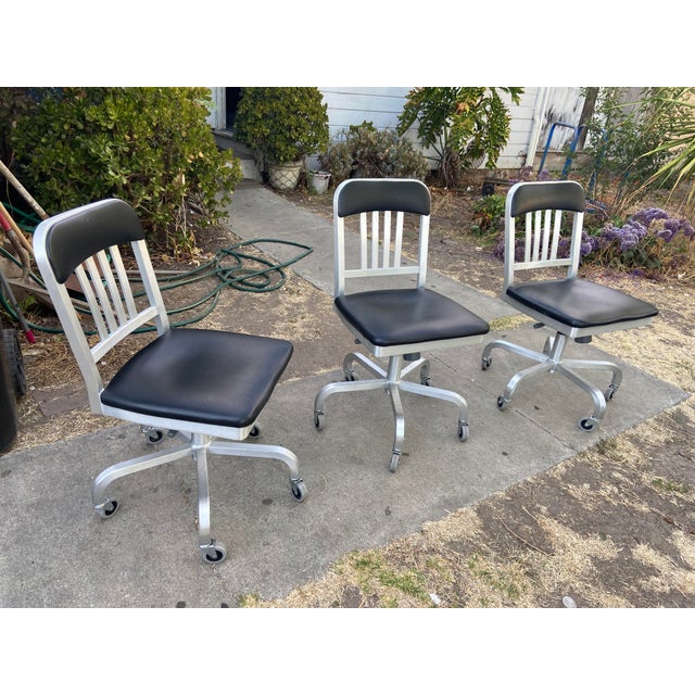 Emeco Emeco 1022 Aluminum Leather Navy Semi Upholstered Swivel Chairs Set of 3 For Sale - Image 4 of 18