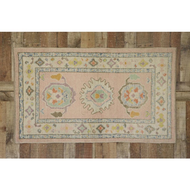 Light Pink Turkish Oushak Accent Rug - 03'01 X 05'01 For Sale - Image 8 of 9