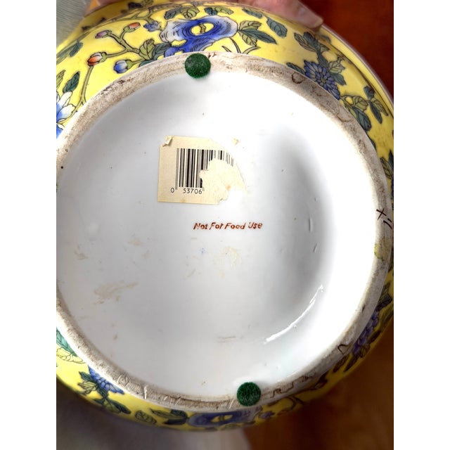 Vintage Andrea by Sadek Famille Jaune Porcelain Bowl For Sale In Charlotte - Image 6 of 6