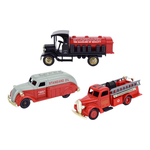 Late 20th Century Lledo Die-Cast Standard Oil & Service Vehicles Set of 3 - Made in England For Sale