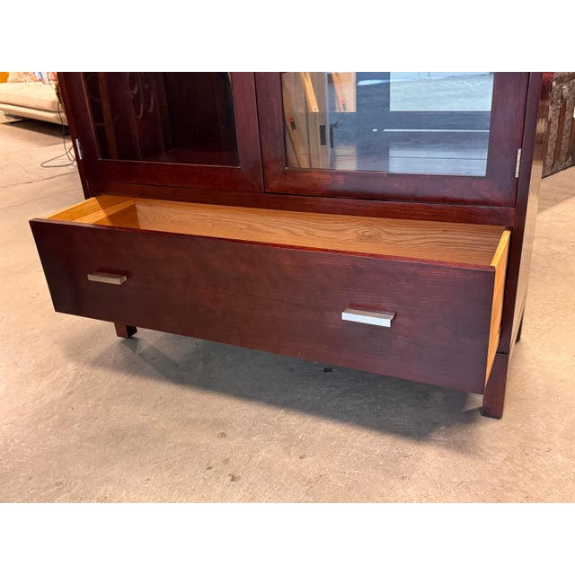 Stickley Metropolitan Display Cabinet For Sale - Image 9 of 12