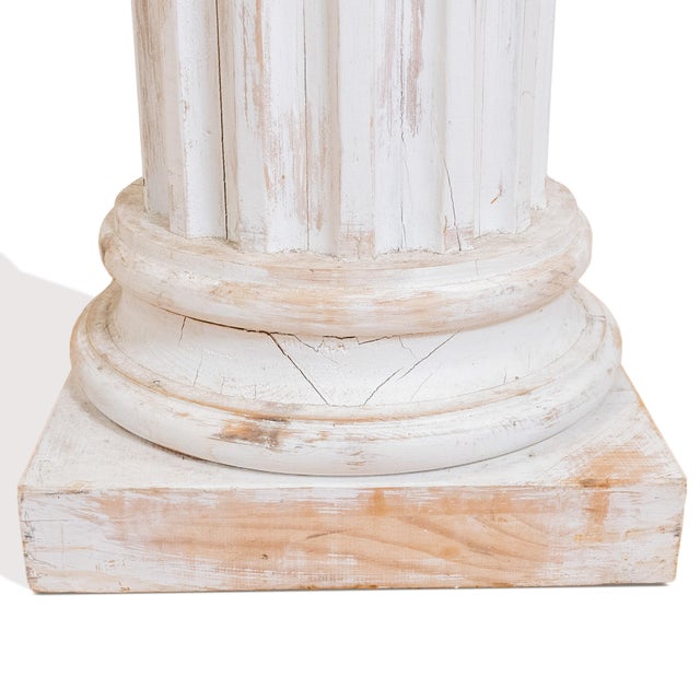 Antique White Pair of Neoclassical Fluted Whitewashed Wood Columns For Sale - Image 8 of 16