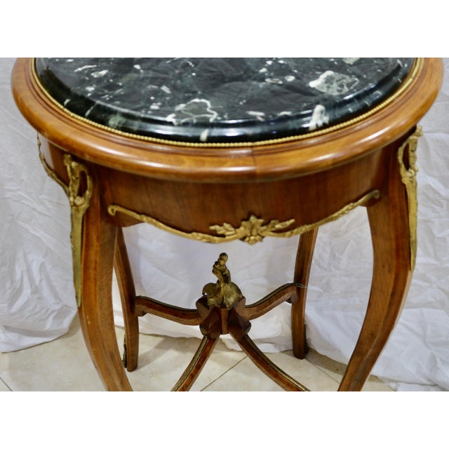 Antique Italian Rococo Round Black Marble Top Table With Ormolu Trims For Sale - Image 4 of 5