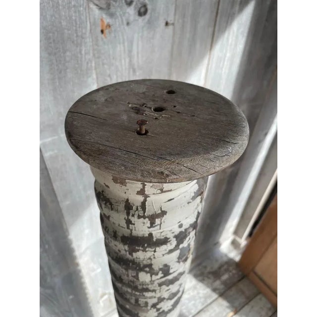 Vintage Column in Wood For Sale - Image 3 of 9