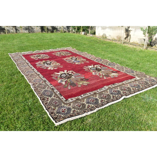1980s 1980s Turkish Red Floral Ethnic Luxury Rug For Sale - Image 5 of 7