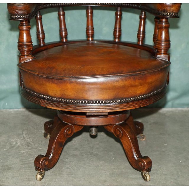 Antique Captain's Desk Chair in Brown Leather, 1880 For Sale - Image 9 of 18