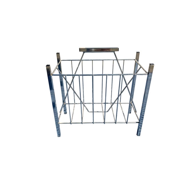 Vintage Modern Design Magazine Rack in Chrome Metal Great design. Clean.