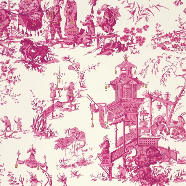 Schumacher Chinois Wallpaper in Peony For Sale