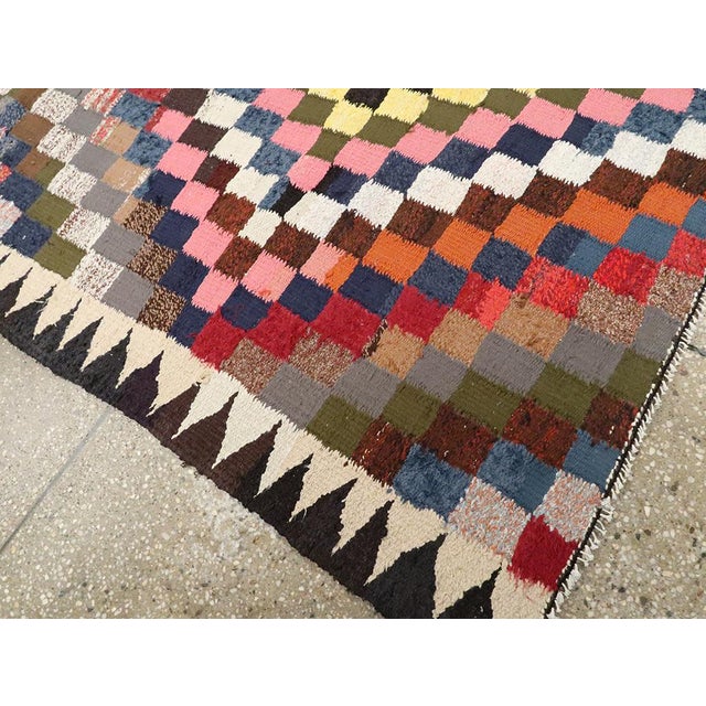 Galerie Shabab Collection Mid-20th Century Persian Flatweave Kilim Rug For Sale - Image 9 of 10