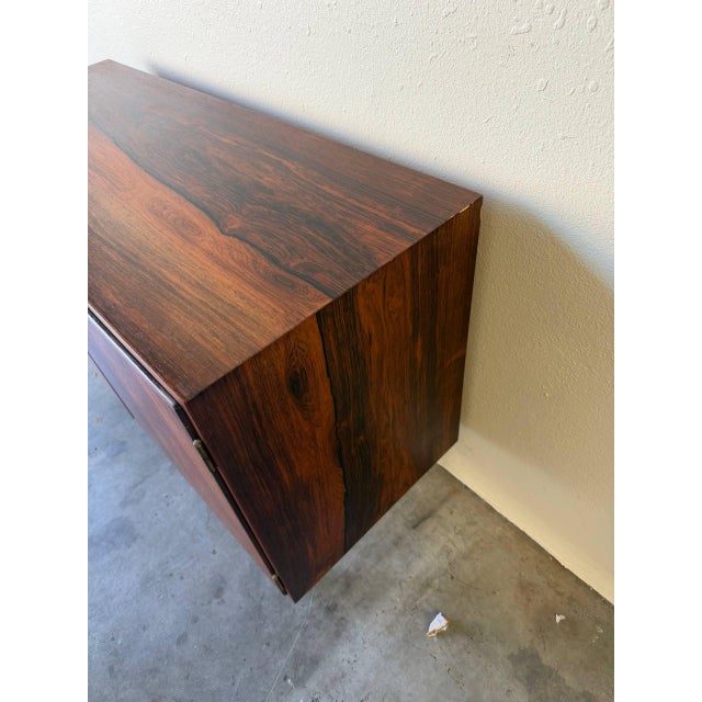 Mid Century Danish Rosewood Sideboard by Poul Hundevad – Vintage Scandinavian Storage Cabinet For Sale - Image 9 of 10