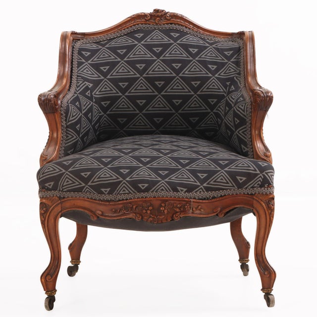 French Louis XV Style Carved Boudoir Chair, C. 1910. Perfect for Your Dog or Cat! For Sale - Image 3 of 7